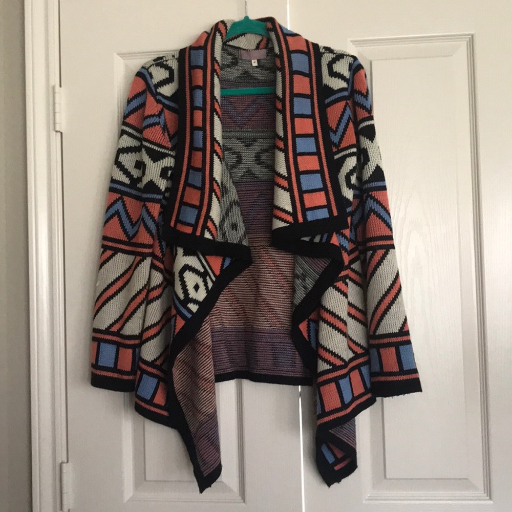 Francesca’s Sweater - Picture 6 of 9